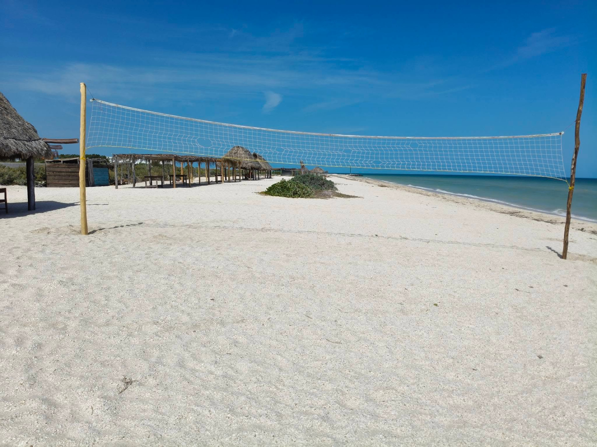 Cancha de voleibol de playa en El Brujo